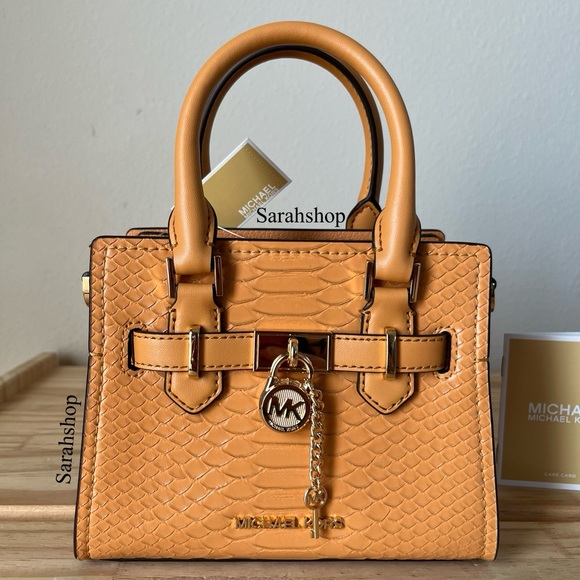 🌼Michael Kors Purse - Picture 1 of 14